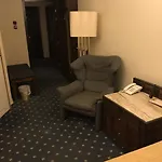 Hotel Podzamcze 3*