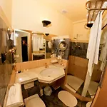 波德扎克酒店 3*