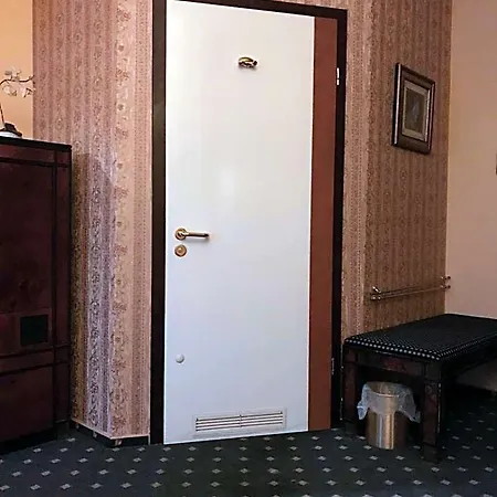 Podzamcze 3*