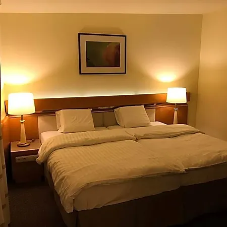 Podzamcze 3* Tarnów