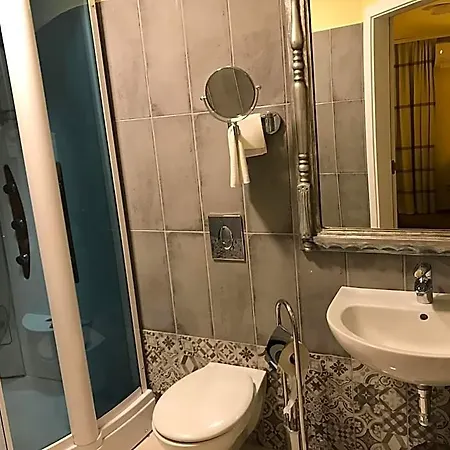 Podzamcze Szálloda