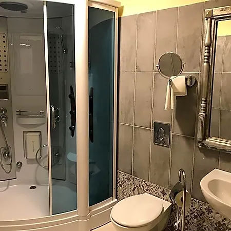 Szálloda Podzamcze 3*