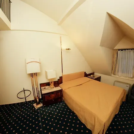 波德扎克酒店 3* Tarnów