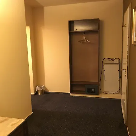 酒店 波德扎克酒店 3*