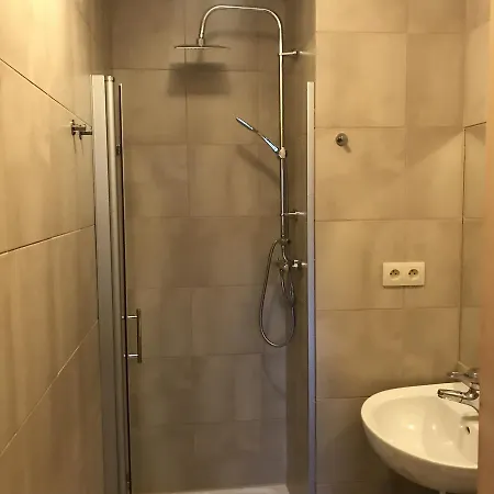 Podzamcze 3*