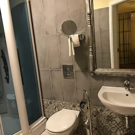 Podzamcze 3*