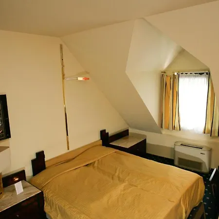 波德扎克酒店 3* Tarnów